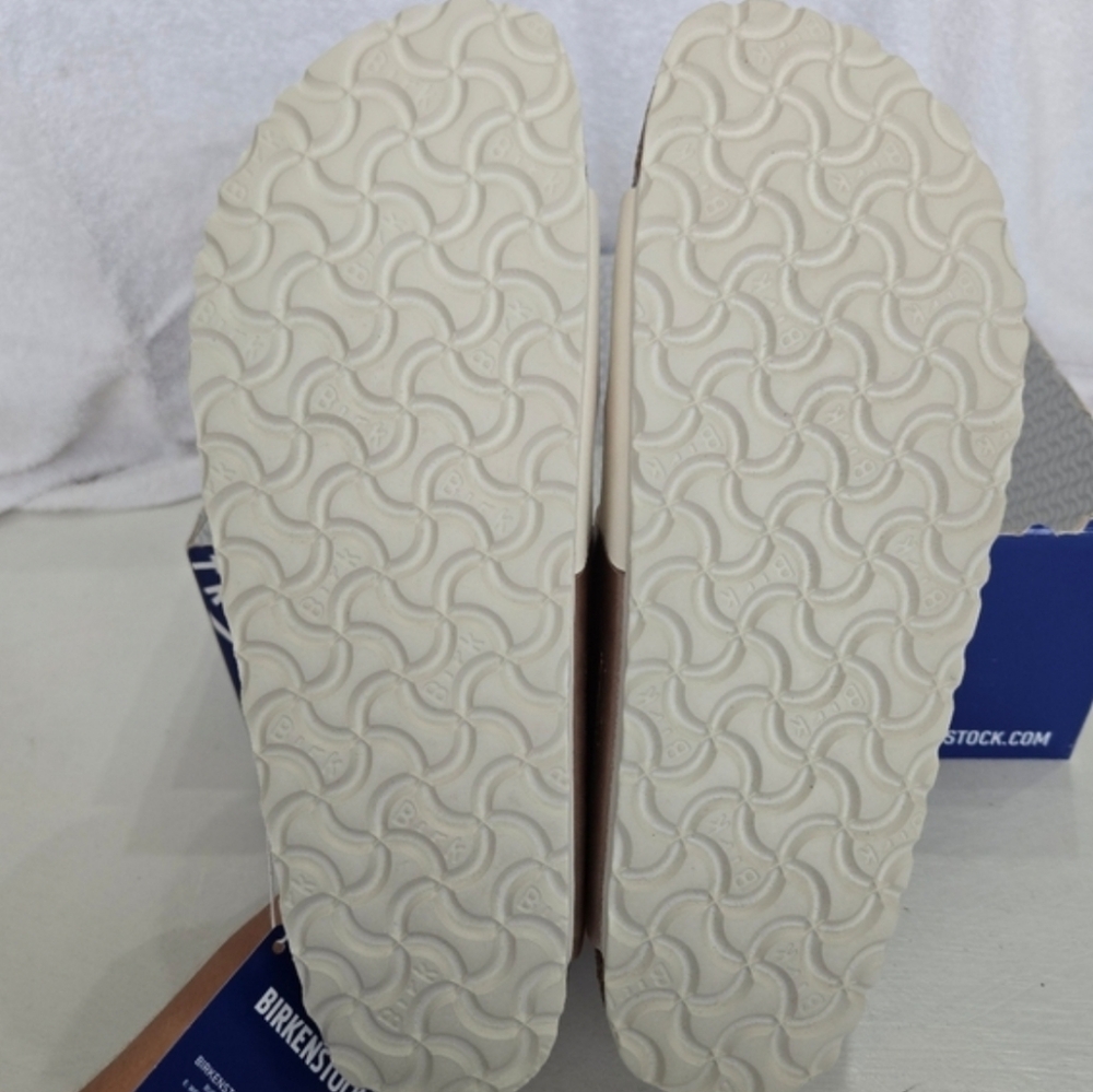 *NEW* Birkenstock Women's Leather Sandals - Picture 8 of 8